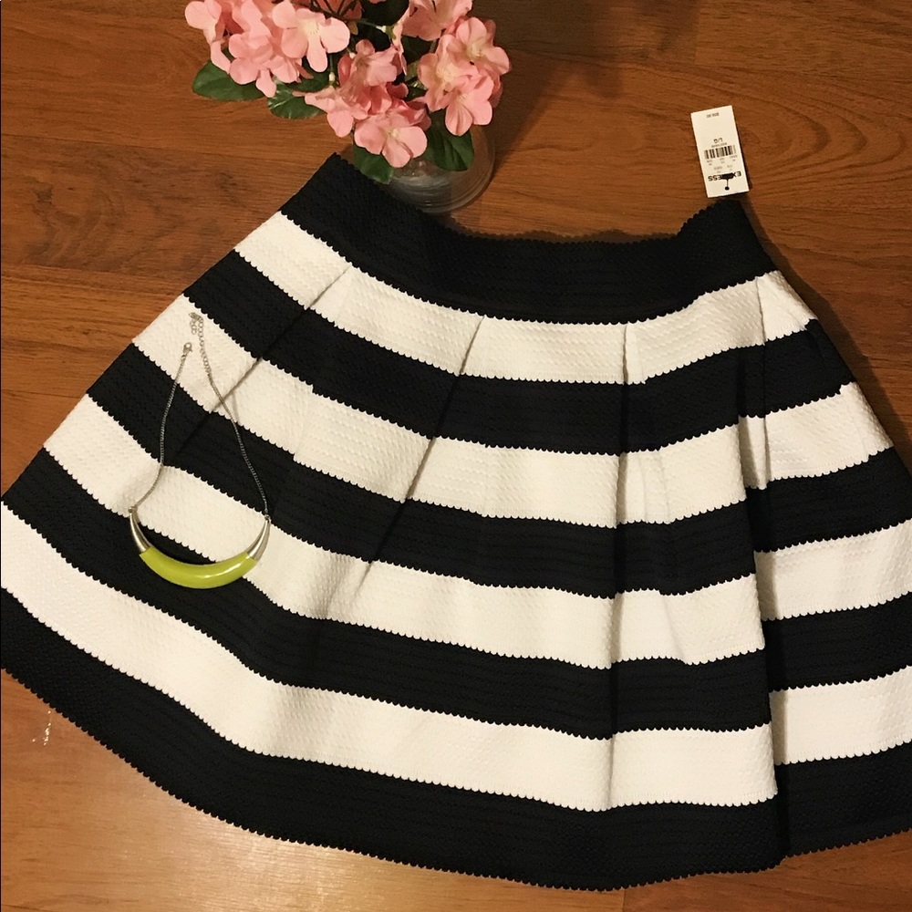 Express Skirt NWT!